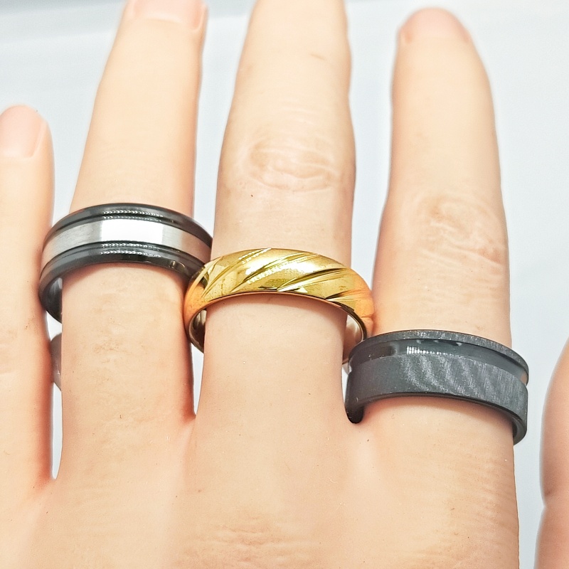 Wedding Supply Resale - Großhandel 18 Stück Unisex Edelstahl-Ringe Gemischte