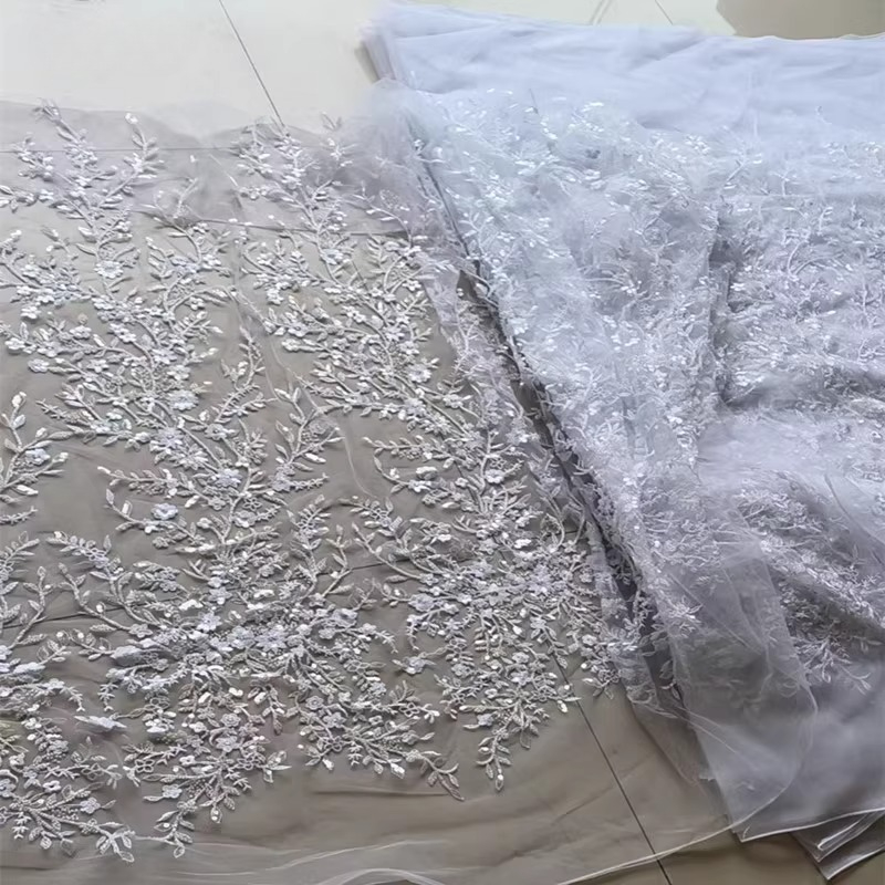 Der mehrfarbige High-End-Spitz – Wedding Dress Supply Bewertung und Preis